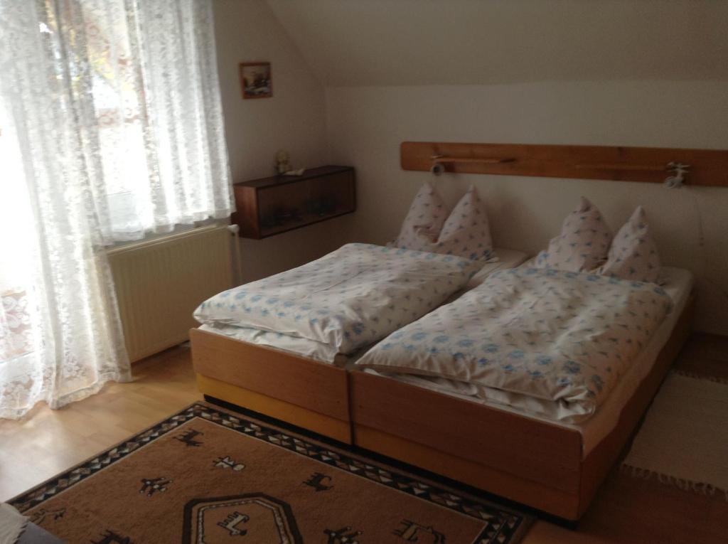 Vila Helena Hotel Liptovsky Jan Bagian luar foto